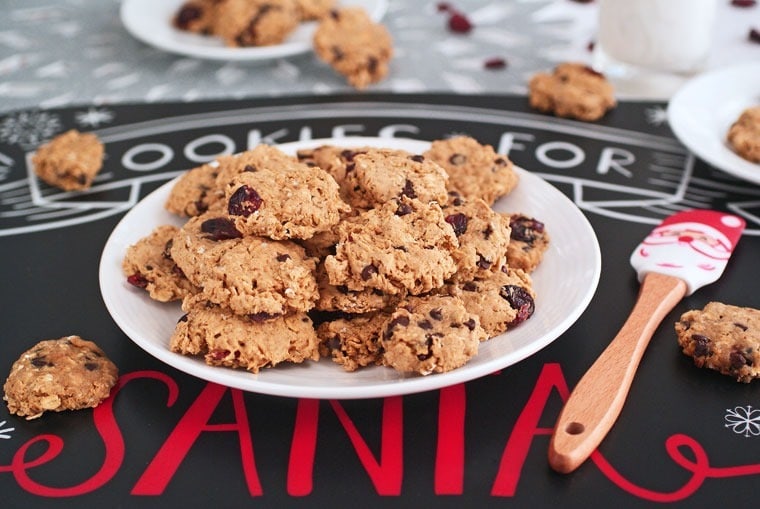 The Best Oatmeal Cookie Recipe for cookie and gift exchanges | This Mama Cooks! On a Diet™