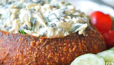 Easy Hot Crab Spinach Dip Baked in French Bread