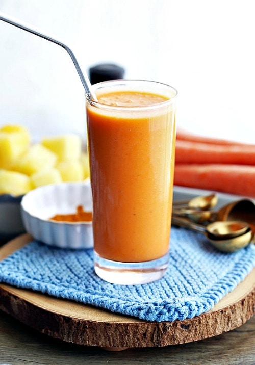 Glass of Turmeric Pineapple Smoothies.