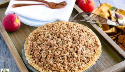 Apple Peach Pie with Oatmeal Crumb Topping