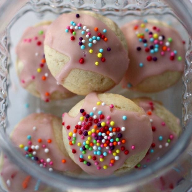 30+ Best Gluten Free Christmas Cookie Recipes | This Mama Cooks! On a Diet